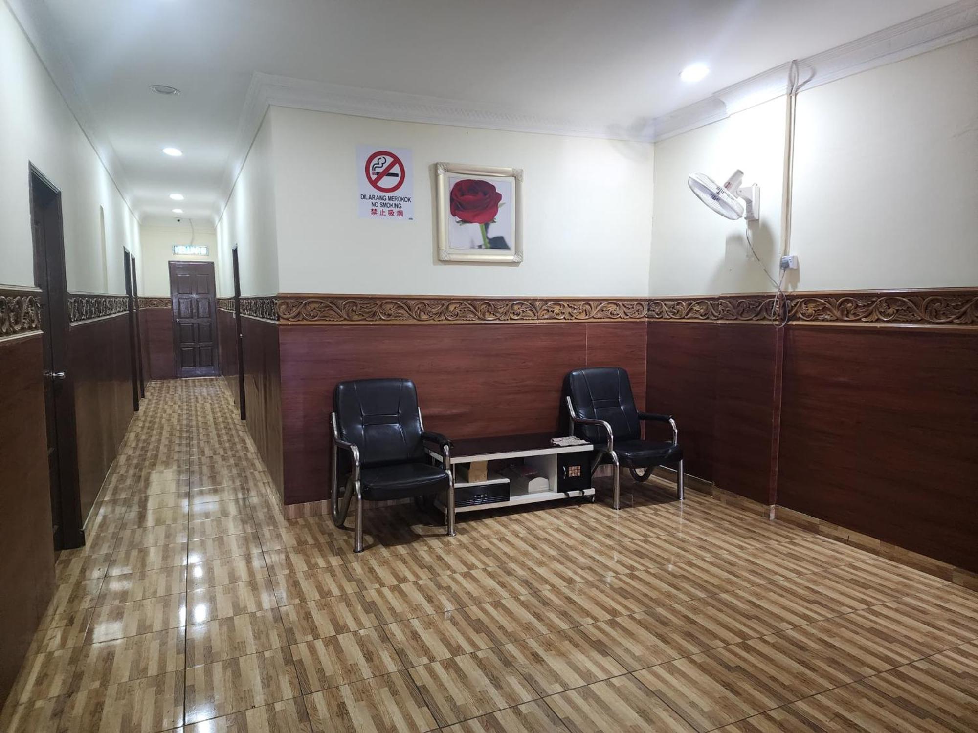 Grand Inn Hotel 仙本那 外观 照片